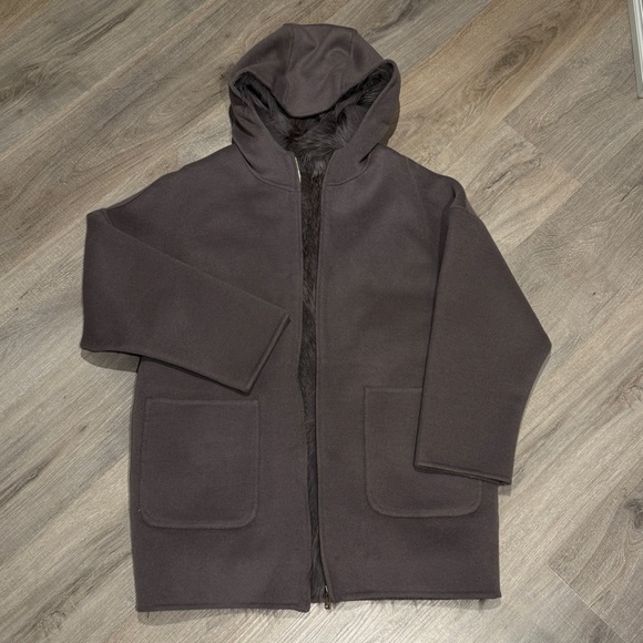 Fur-lined coat - Picture 2 of 7